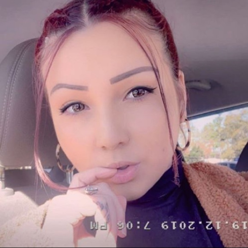 Meet your Posher, Kayla